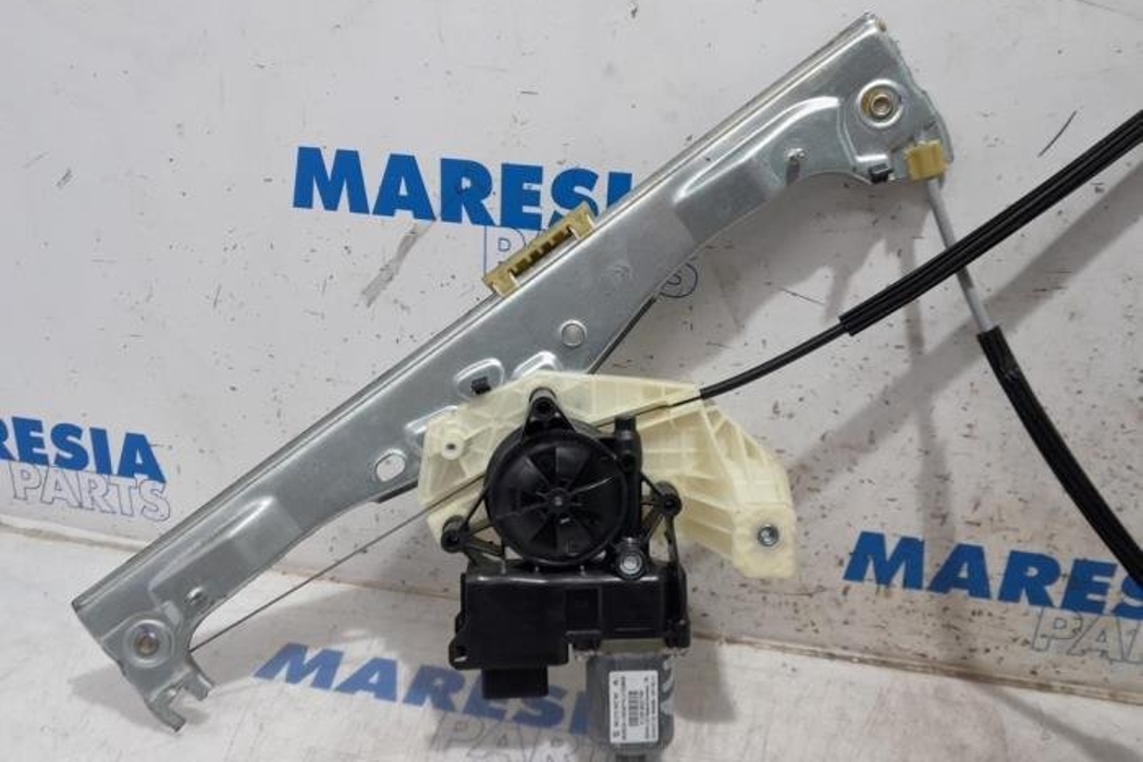 CITROËN C4 Cactus 1 generation (2014-2024) Priekšējo labo durvju logu pacēlājs 9827189380,9833196080,0130822700,9827295780 27369267