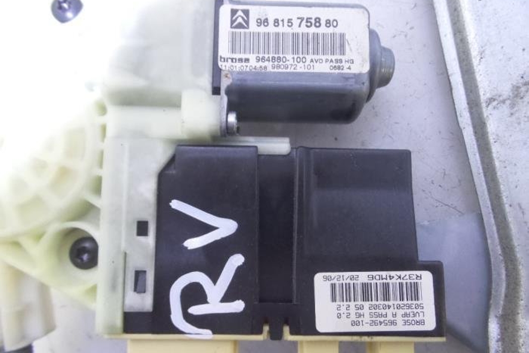 CITROËN C4 1 generation (2004-2011) Priekšējo labo durvju logu pacēlājs 9222V0,1629054680,00009222V0,9222AX,9681575880,964880100 27376290