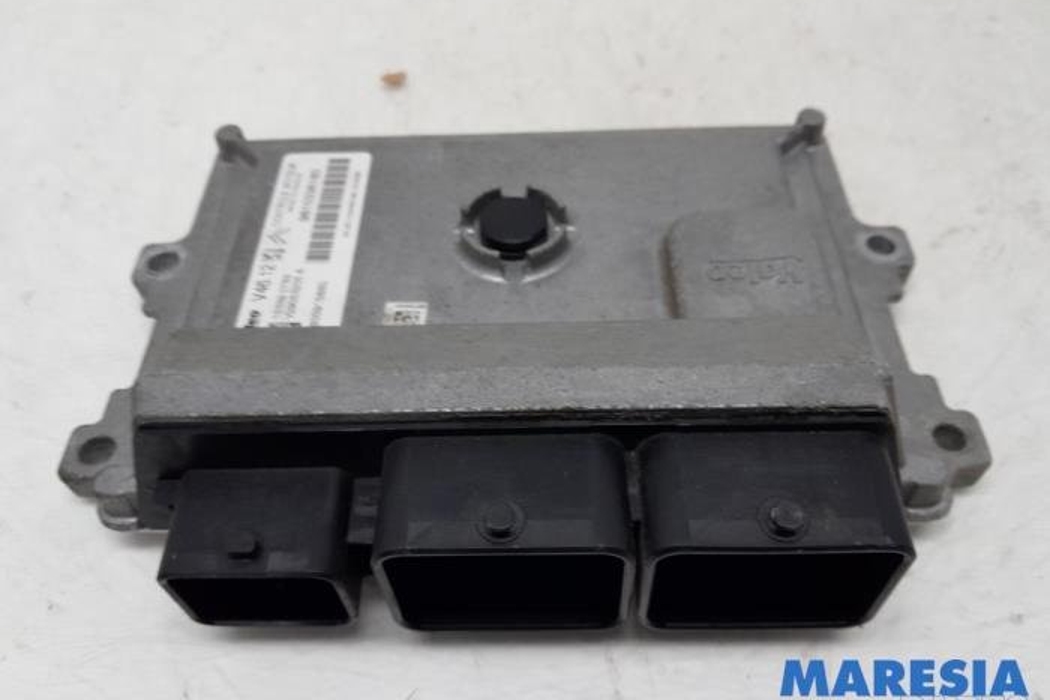 CITROËN C4 Cactus 1 generation (2014-2024) Motora vadības bloks 1612139180,9810336180,V29053205A,9800915880,9807532080,1612246480,1677650280 27521760