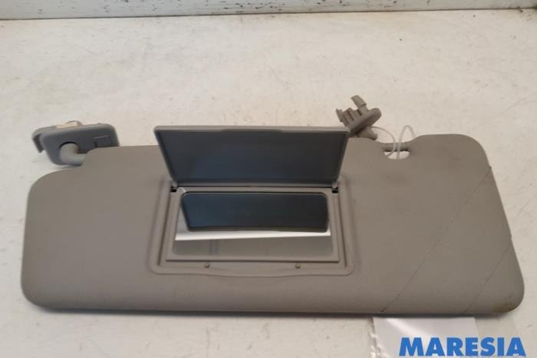 RENAULT Clio 4 generation (2012-2020) Kreisās puses saulessargs 964012136R,964012136 27523136