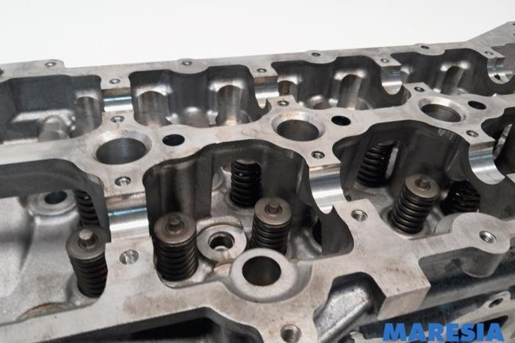 FIAT Talento 2 generation (2016-2020) Motorns cylinderhuvud 110422959R,6000616468 27910755