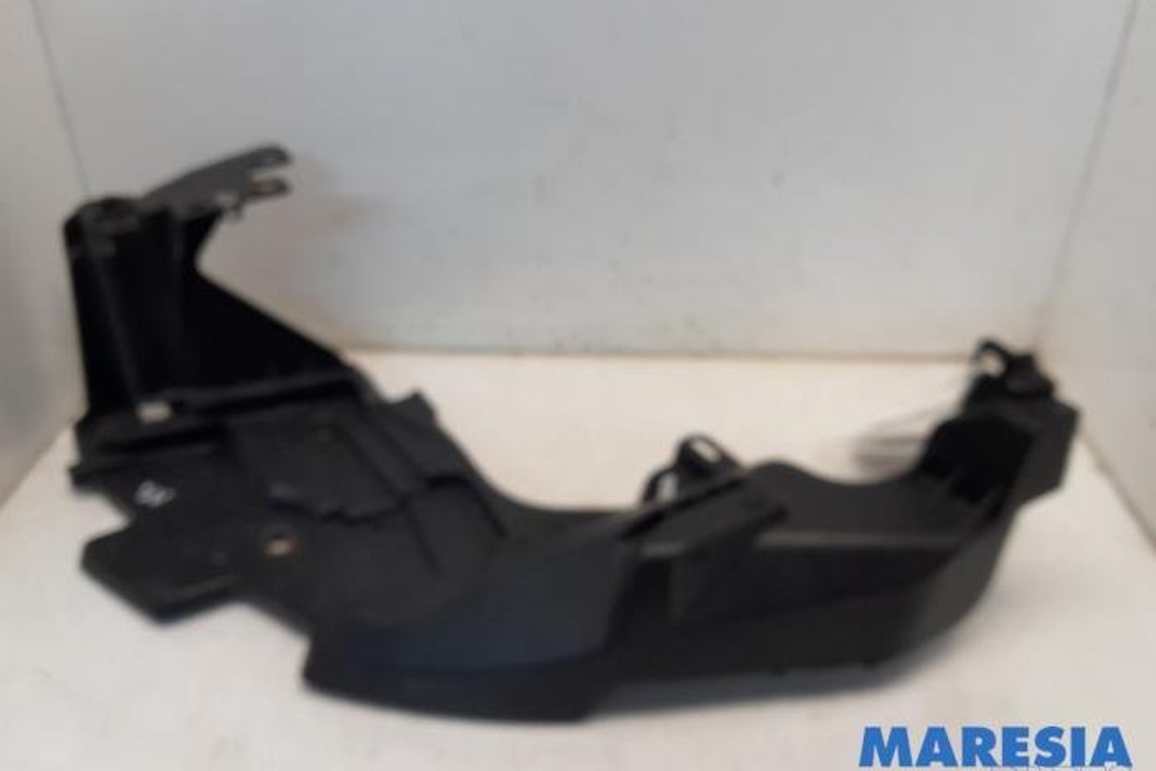 RENAULT Megane 3 generation (2008-2020) Другие кузовные детали 0001030280,622230005R 27912082