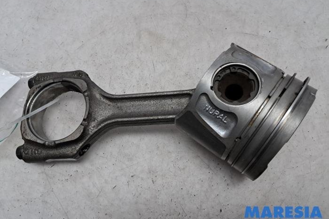 FIAT Ducato 3 generation (2006-2024) Virzuļu komplekts 9659672280,9667060880,9660381480,9800066680,I0314,819116914B,55220730,03DV3 30356057