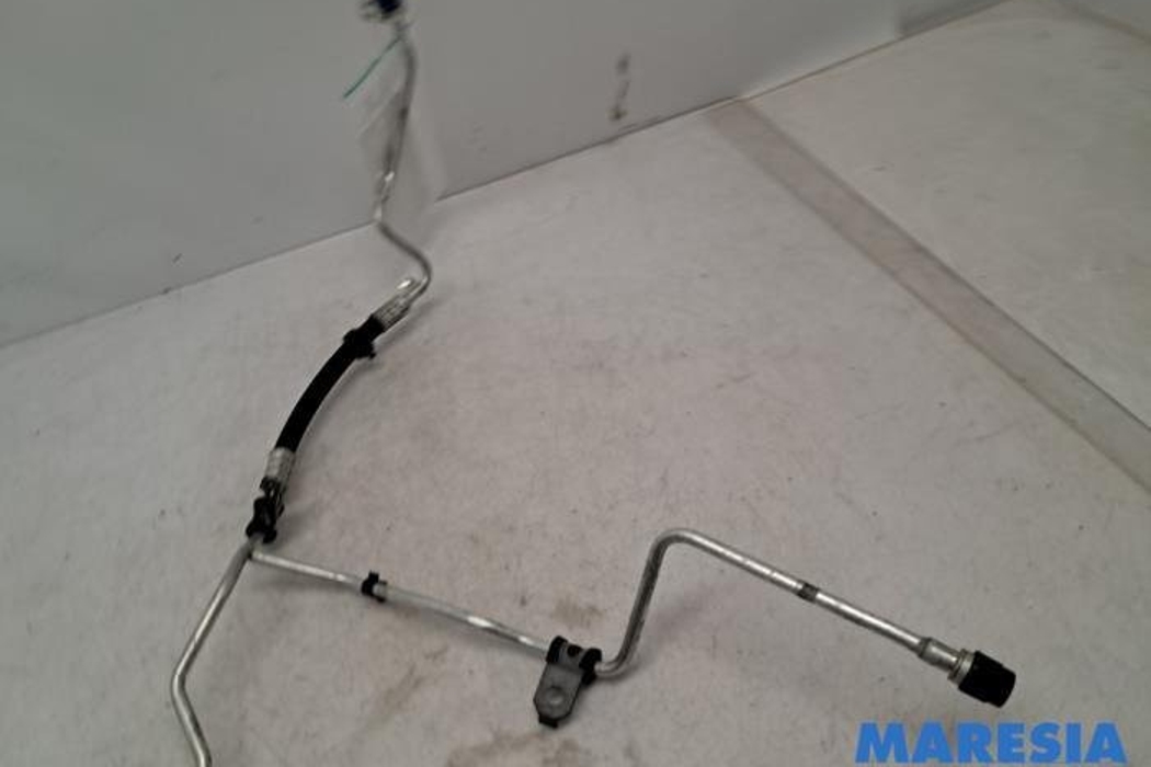 RENAULT Megane 3 generation (2008-2020) Gaisa kondicionētāja trubas 924408507R,924408507 31060008