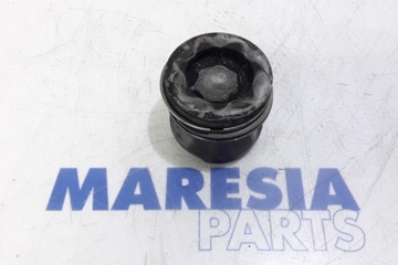 RENAULT Scenic 3 generation (2009-2015) Pistons Set 120A13546R,7701478822 26978276