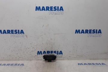 RENAULT Clio 4 generation (2012-2020) Pārkingsensoru vadības bloks 259904115R,303406 27326181