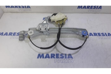 RENAULT Megane 3 generation (2008-2020) Aizmugurējo kreiso durvju logu pacēlājs 910836200,827210008R,827310185R,968718101 27344122