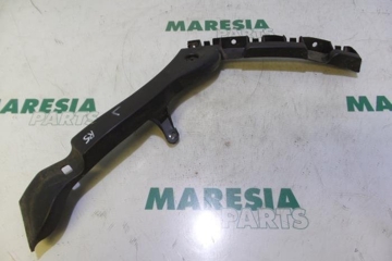 PEUGEOT 3008 1 generation (2010-2016) Aizmugurējā labā bampera stiprinājums 7416P9,9683045680 27367945