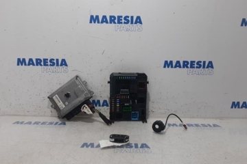 PEUGEOT 208 Peugeot 208 (2012-2015) Motora vadības bloks 9811545080,9807531680,1613422480,1611427780,1663364780,9663123380,BSIN0200,V29059263 27657678