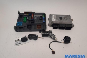 PEUGEOT 208 Peugeot 208 (2012-2015) Motora vadības bloks 9805895780,1612859880,9807531680,1611427780,1663364780,1608682880,9673257480,9663123380,V29035181,1608094980,142370909,20906961 27756664