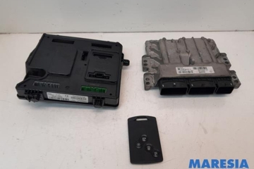 RENAULT Megane 3 generation (2008-2020) Motora vadības bloks A2C53284891,284B17288R,237102492R,237102256R,237103011R,S180098501,12170,S180158106,52679,225593677,285971966R,237103011,284B17288,237102256 27757259