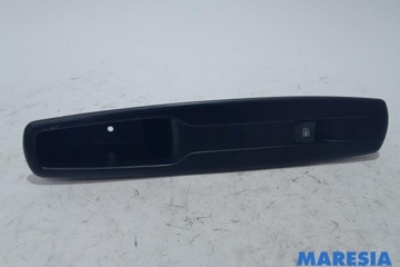 RENAULT Scenic 3 generation (2009-2015) Кнопка стеклоподъемника передней левой двери 809600018R,809600018 27758235