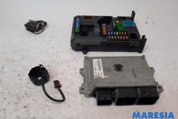 PEUGEOT 208 Peugeot 208 (2012-2015) Motora vadības bloks 9805895780,1612859880,HW9800913080,9663123380,9678355980,1611426880,1608326180,6160C1 27759836