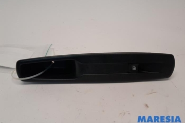 RENAULT Scenic 3 generation (2009-2015) Кнопка стеклоподъемника передней левой двери 809600018R,809600018 27761078