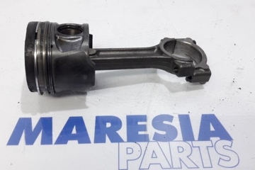 RENAULT Megane 3 generation (2008-2020) Pistons Set K9K837,120A13546R,120A14373R,120A16598R,7701475074 27770502