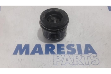 RENAULT Scenic 3 generation (2009-2015) Pistons Set 120A13546R,7701478822 27775693