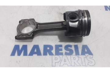 RENAULT Megane 3 generation (2008-2020) Virzuļu komplekts 120A13546R,120A14373R,120A16598R,7701475074 27776566