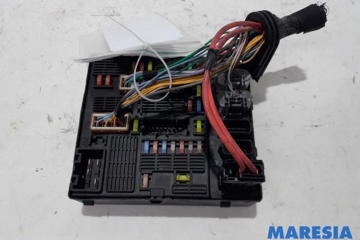 RENAULT Scenic 3 generation (2009-2015) Drošinātāju kārba 284B62342R,284B62342R0,0230971400558 27783540