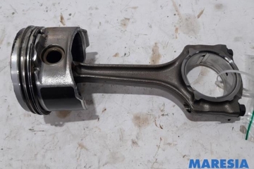 ALFA ROMEO MiTo 955 (2008-2020) Virzuļu komplekts 55272806,55277579 27785516