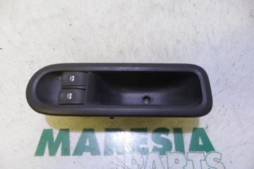 RENAULT Twingo 2 generation (2007-2014) Подрулевой переключатель 8200356513,8200214943,8200214939 27825899