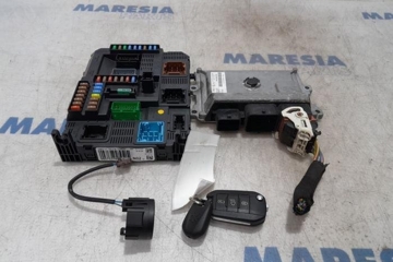 PEUGEOT 208 Peugeot 208 (2012-2015) Motora vadības bloks 9805895780,V29035181A,9807531680,1611427780,1663364780,1608084980,22661F,6160C1,BSIN0200,V29002514,133252057,20710733,9653123380 27826169