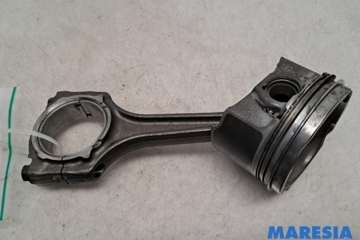 ALFA ROMEO Giulietta 940 (2010-2020) Virzuļu komplekts 55235225,55224149,55269058,6000100391 30624408
