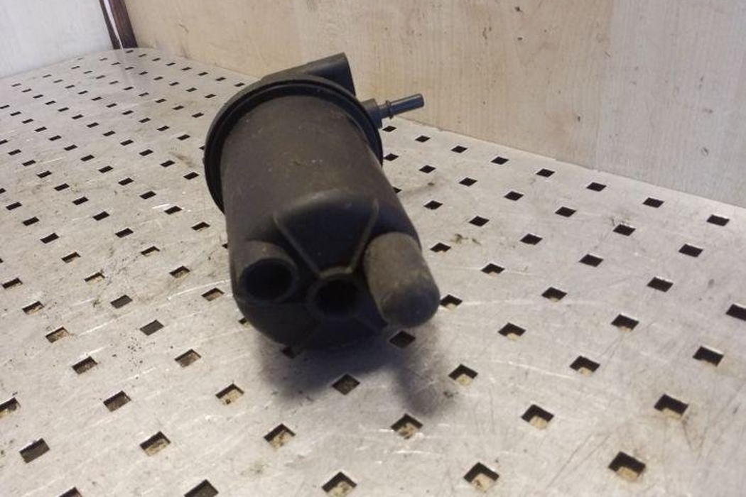 RENAULT Scenic 1 generation (1996-2003) Degvielas filtra korpuss 8200169353 26118517