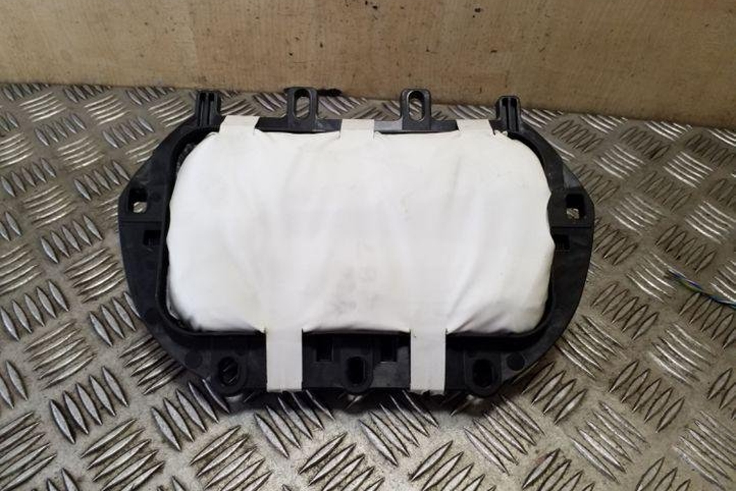 CITROËN C4 Picasso 2 generation (2013-2018) Vadības paneļa drošības spilvens SRS 9676715380 26210826
