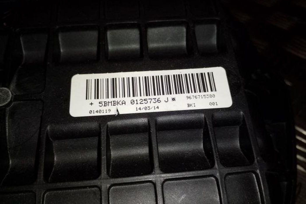 CITROËN C4 Picasso 2 generation (2013-2018) Vadības paneļa drošības spilvens SRS 9676715380 26210826