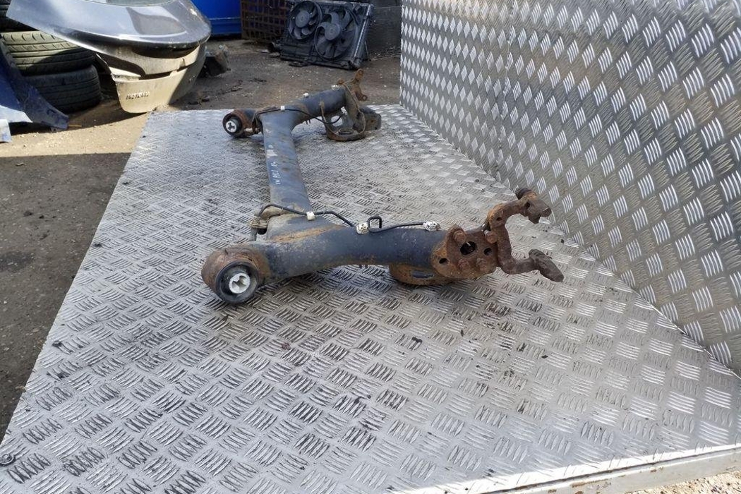 VOLKSWAGEN Polo 4 generation (2001-2009) Rear Axle 32152823