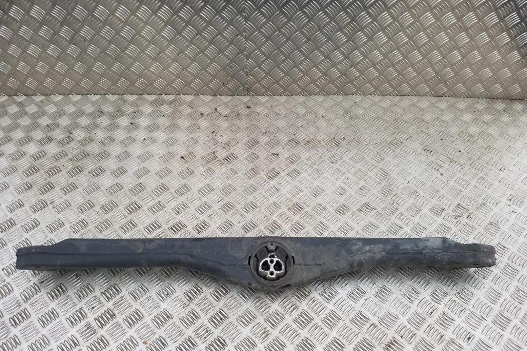 VOLKSWAGEN Transporter T5 (2003-2015) Gearbox Mount Bracket 7L6399227G 32158366