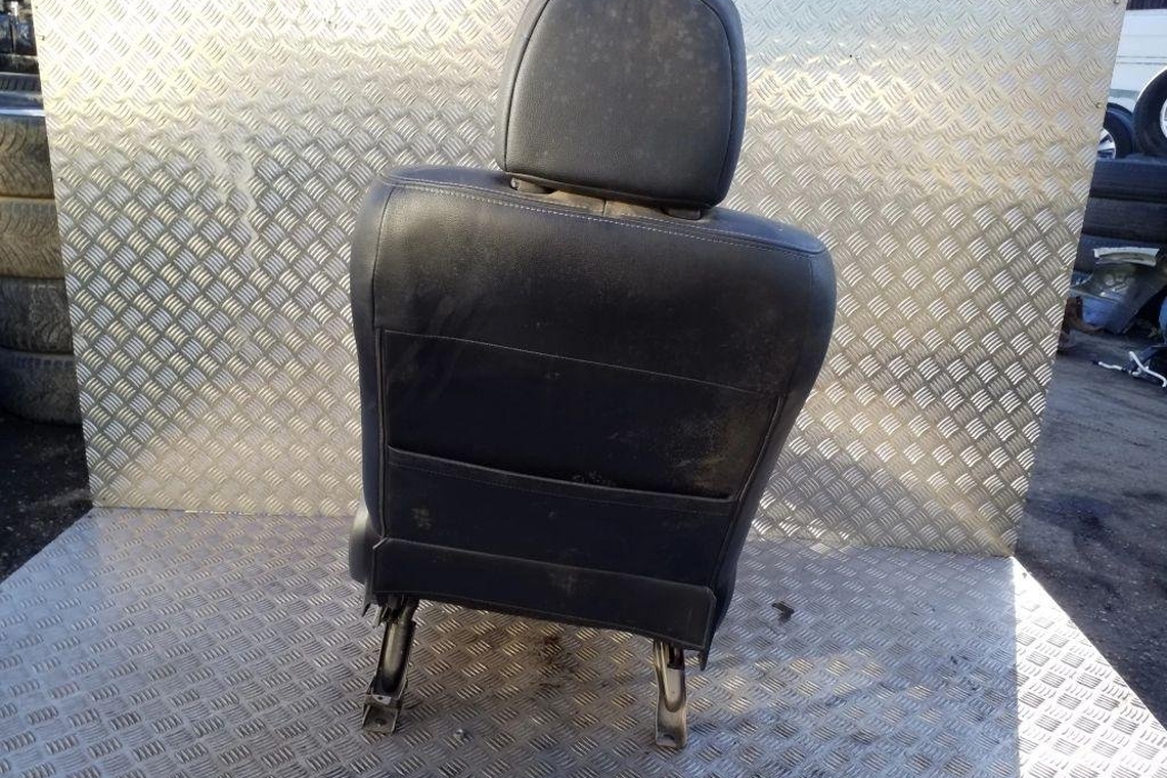 MITSUBISHI ASX 1 generation (2010-2020) Front Left Seat 32160003