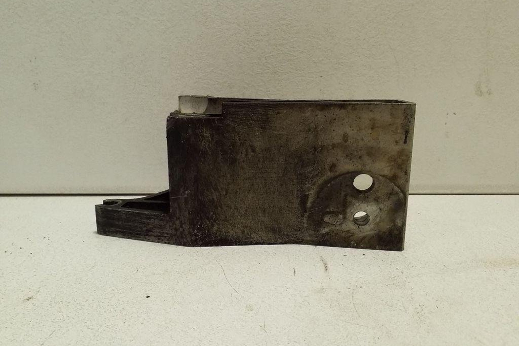 VOLVO S60 1 generation (2000-2009) Pārnesumkārbas kronšteins 8684380 32165769