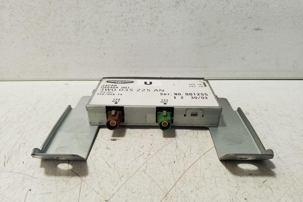 BENTLEY Continental Bootlid Antenna Amplifier 3W0035225AN 32166238