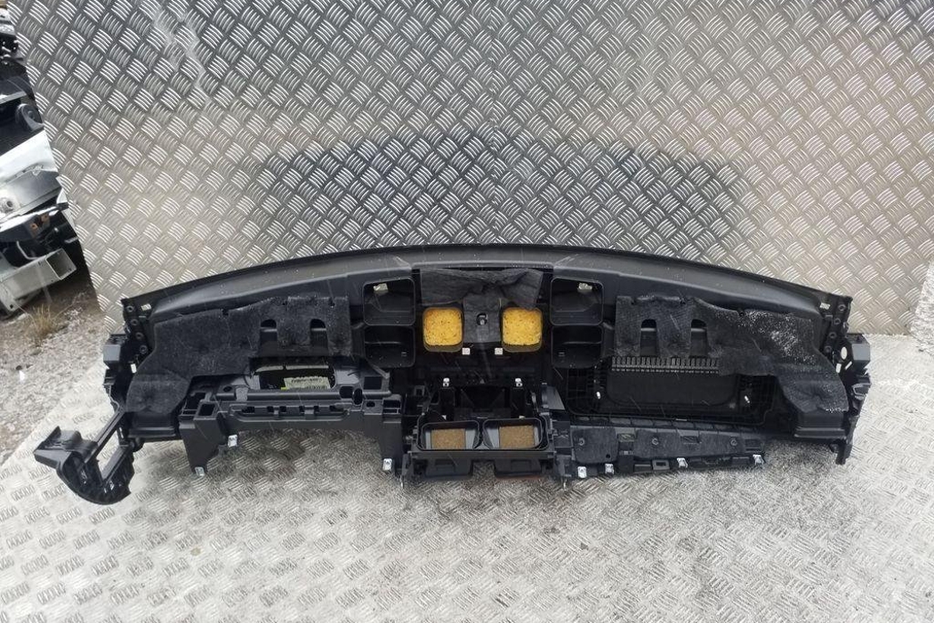 MERCEDES-BENZ CLS-Class C218/X218 (2011-2017) Передняя панель салона A2186806187 32168723