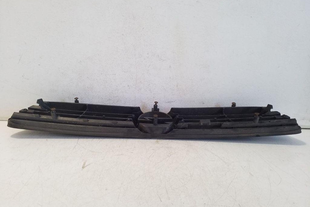 OPEL Astra G (1998-2009) Решетка радиатора переднего бампера 90588120 32172832