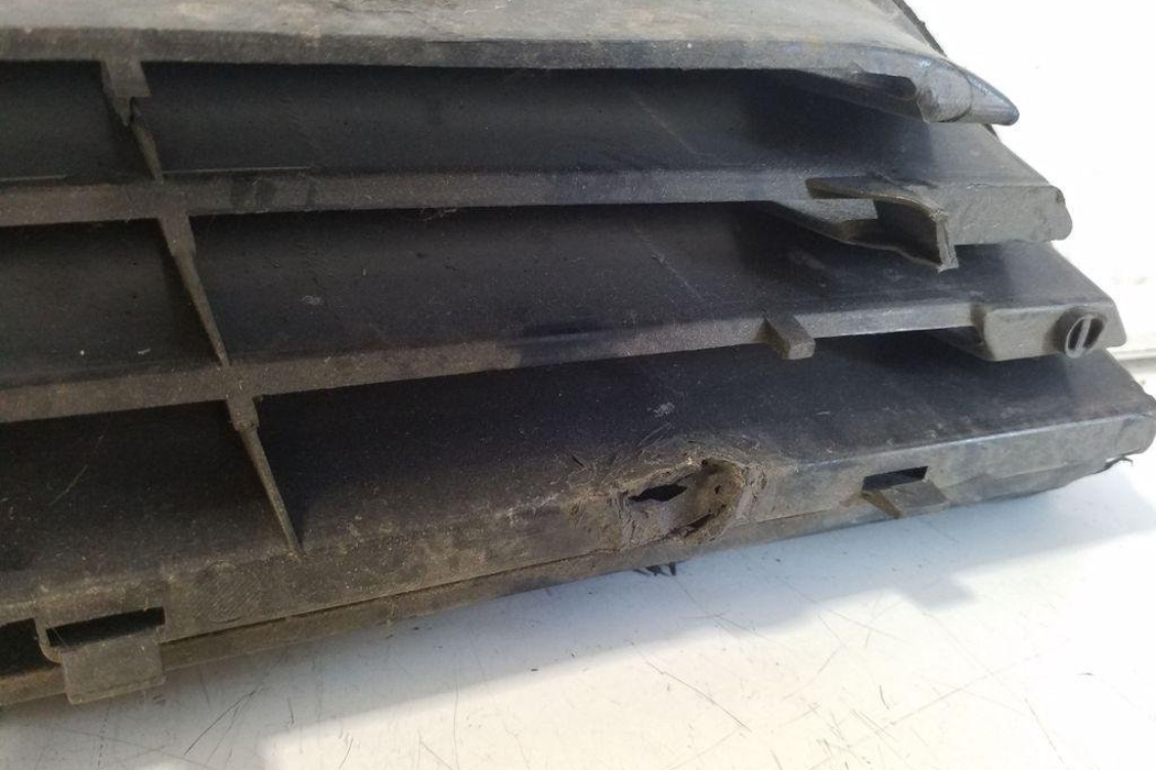 OPEL Astra G (1998-2009) Решетка радиатора переднего бампера 90588120 32172836