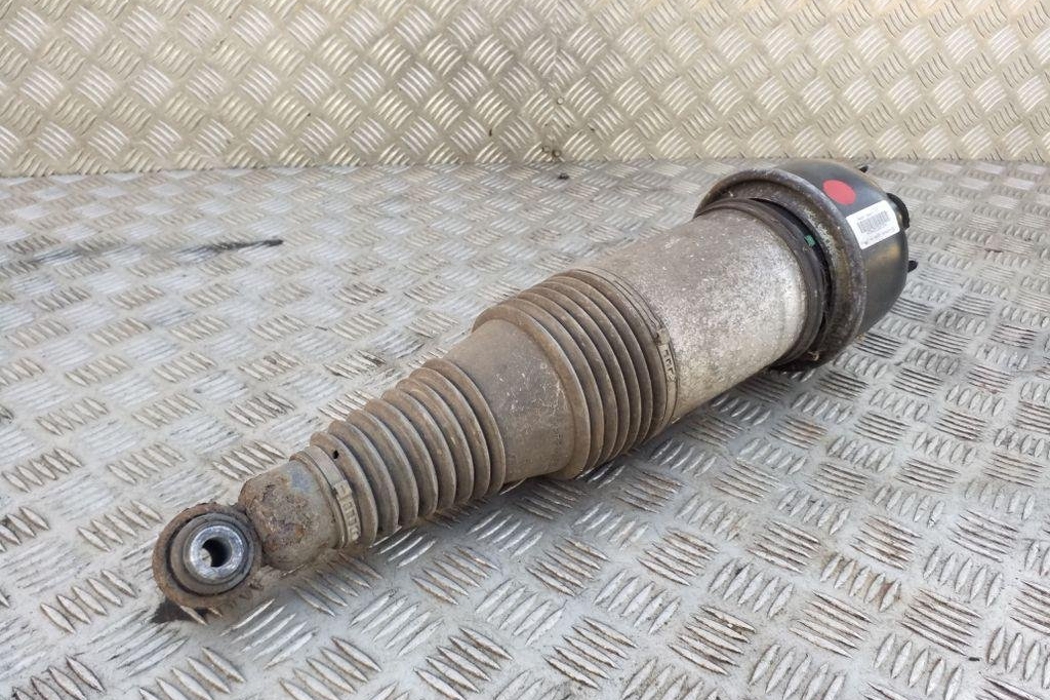 JAGUAR XJ 4 generation (X351)  (2015-2020) Rear Left Air Suspension Cushion AW935A965BC 32182229
