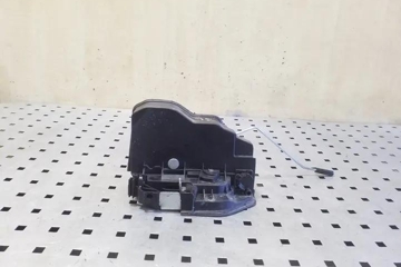 BMW 5 Series F10/F11 (2009-2017) Aizmugurējo kreiso durvju slēdzene 7202147 26219892