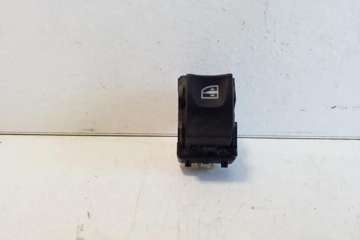 RENAULT Trafic 3 generation (2014-2023) Främre höger dörrfönsterbrytare 254216614R 26239295