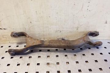 VOLVO XC60 Rear Right Arm 8630783 32153006