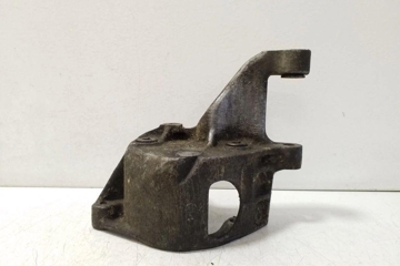 VOLKSWAGEN Golf 3 generation (1991-1998) Power steering pump mounting bracket 028145523B 32159780