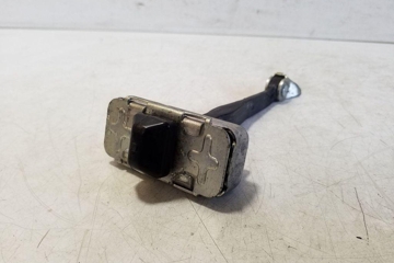 NISSAN Navara D22 (1997-2005) Aizmugurējā kreisā durvju ierobežotājs 32168840