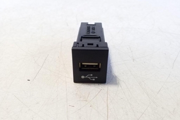 TOYOTA Corolla 12 generation E210 (2019-2024) USB 86190F4041 32170033