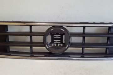 VOLKSWAGEN Tiguan 2 generation (2016-2024) Priekšējā bampera augšējā reste 5NA853651BC,5NA853653L 32179779