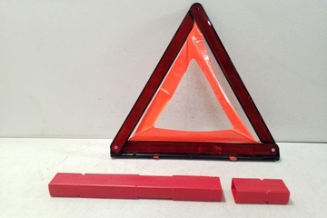 BMW 3 Series G20/G21/G28 (2018-2024) Warning Triangle 6770487 32182760