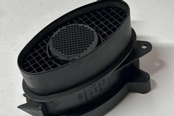 BMW 5 Series E39 (1995-2004) Mass Air Flow Sensor MAF 1362,7787076 30577842