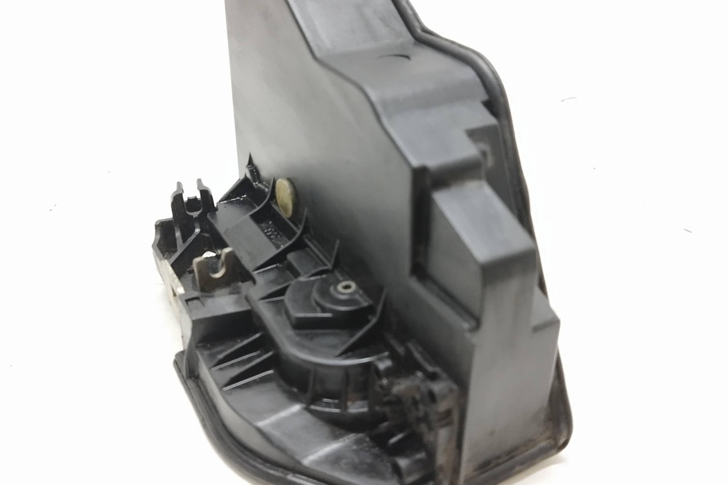 BMW 5 Series E60/E61 (2003-2010) Aizmugurējo kreiso durvju slēdzene 7036171 27811136