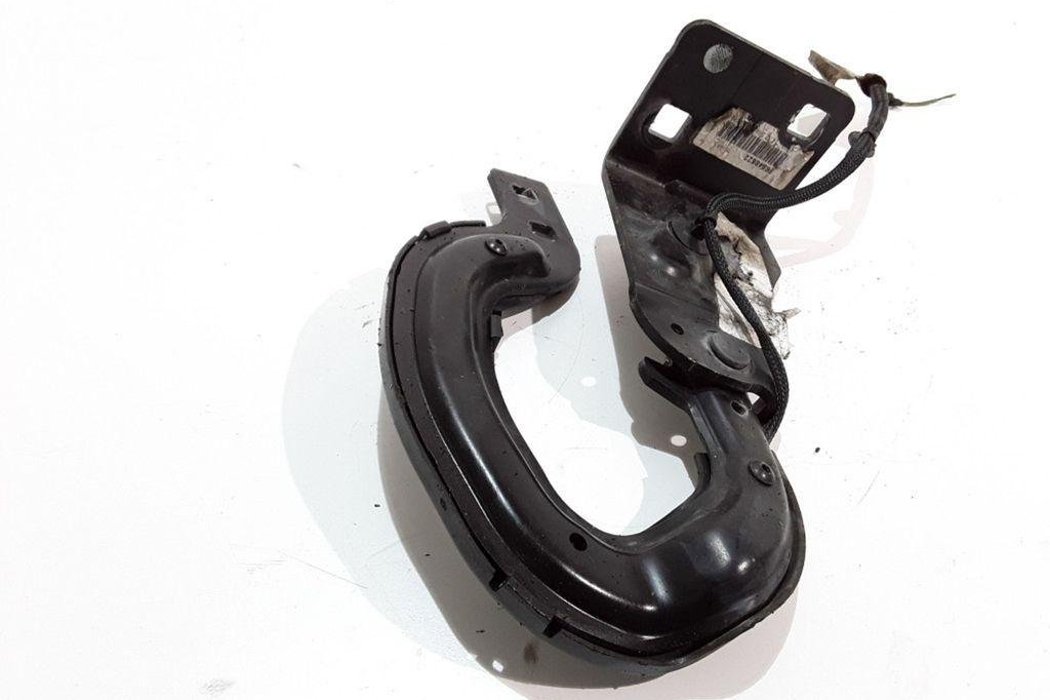 PEUGEOT 3008 Left Side Bootlid Hinge 96848522 32389764