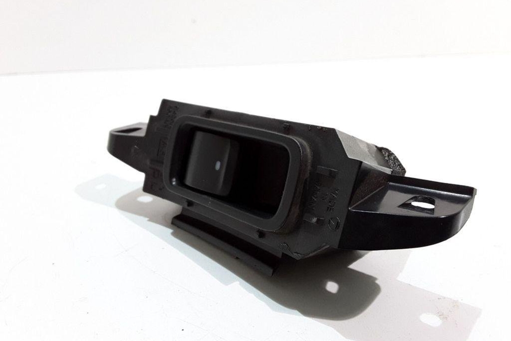 SUBARU Legacy 4 generation (2003-2009) Rear Right Door Window Control Switch 32390011